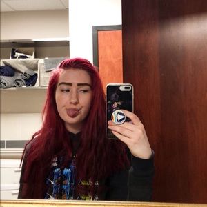 Meet your Posher, Alyssa